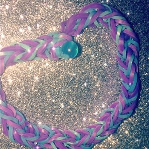 Diona gummy bracelet